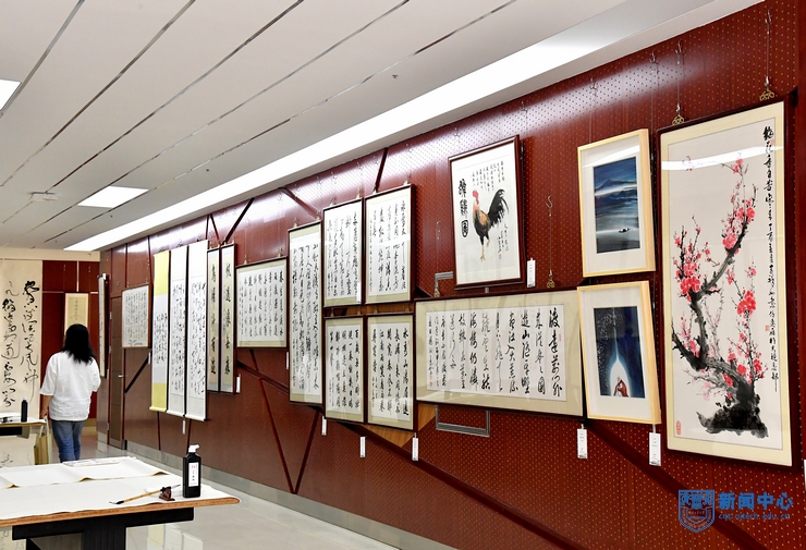 nEO_IMG_9春晖书画展及笔会.jpg